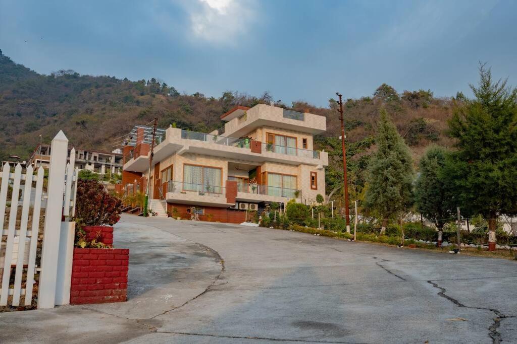 The Sage Villa - Luxury Homestay In Dehradun Dış mekan fotoğraf