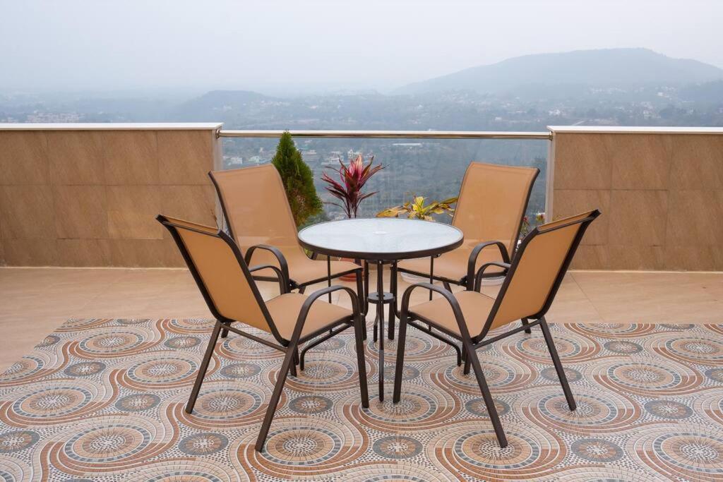 The Sage Villa - Luxury Homestay In Dehradun Dış mekan fotoğraf