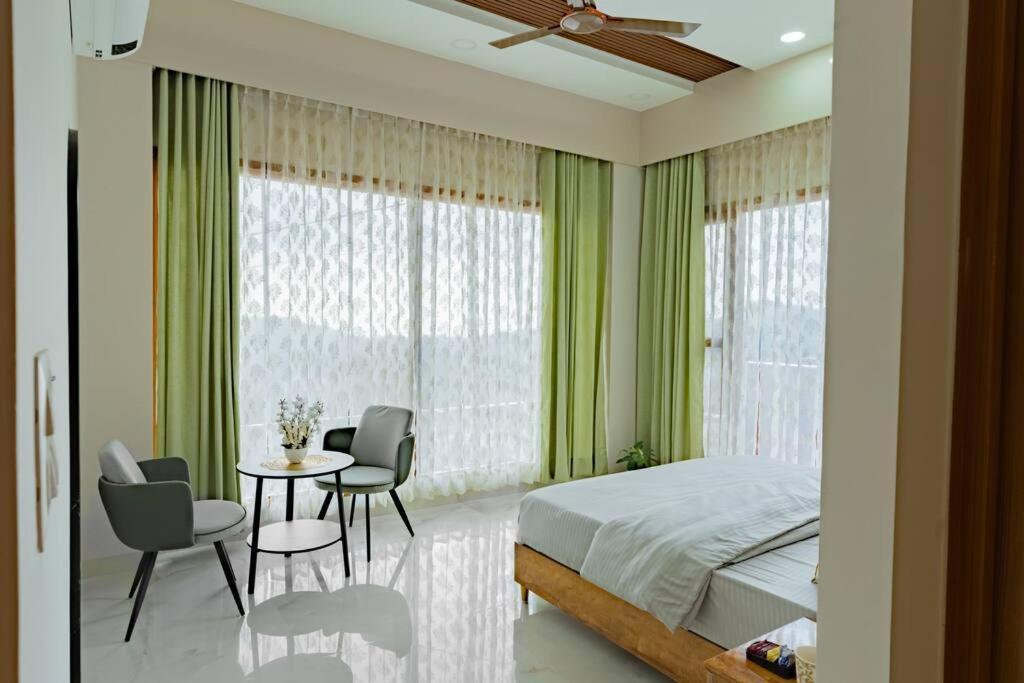 The Sage Villa - Luxury Homestay In Dehradun Dış mekan fotoğraf