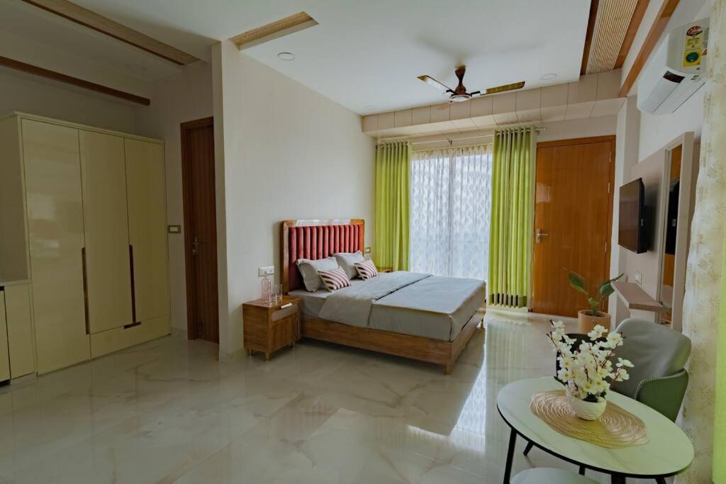 The Sage Villa - Luxury Homestay In Dehradun Dış mekan fotoğraf