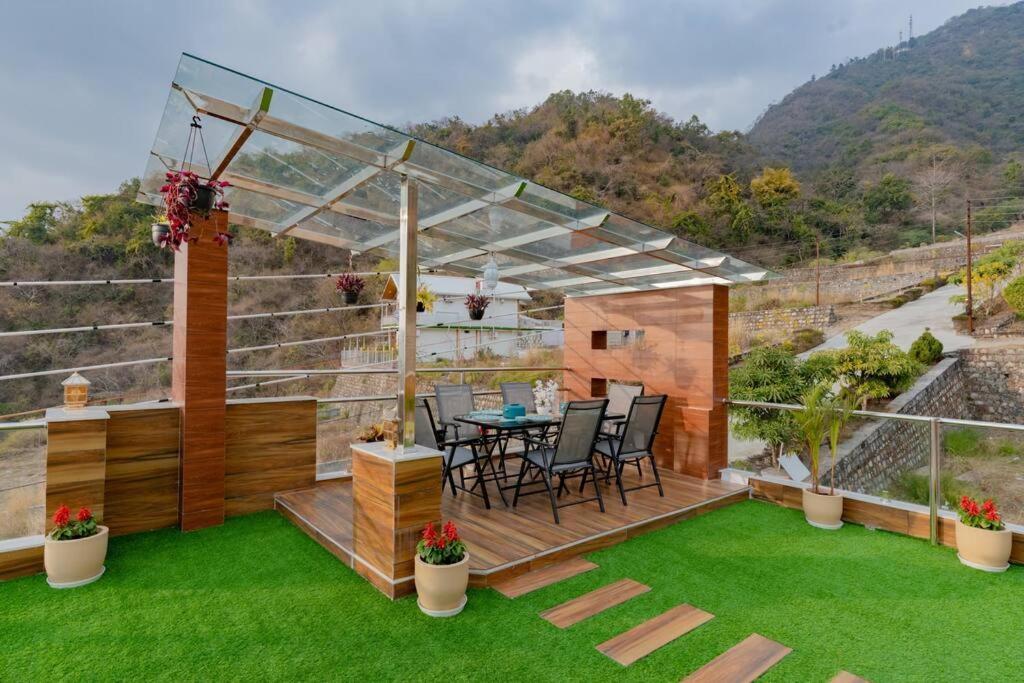The Sage Villa - Luxury Homestay In Dehradun Dış mekan fotoğraf
